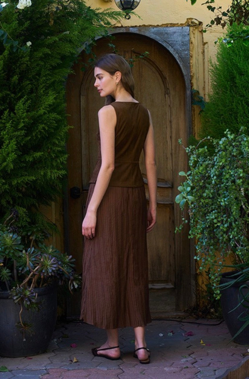 VESTIDO MOCHA PLEATS