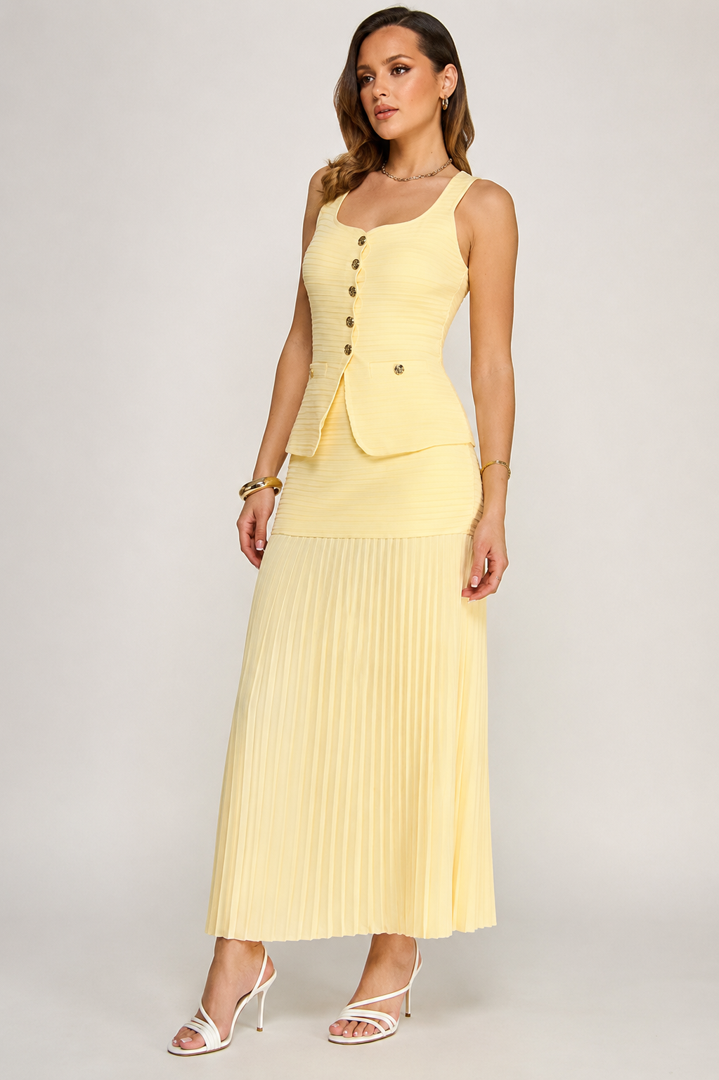 CONJUNTO DE FALDA PLISADA AMARILLO MANTEQUILLA