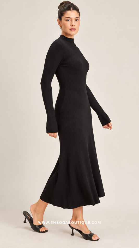 VESTIDO MIDI NEGRO DE PUNTO