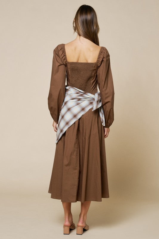 VESTIDO MIDI CAFÉ
