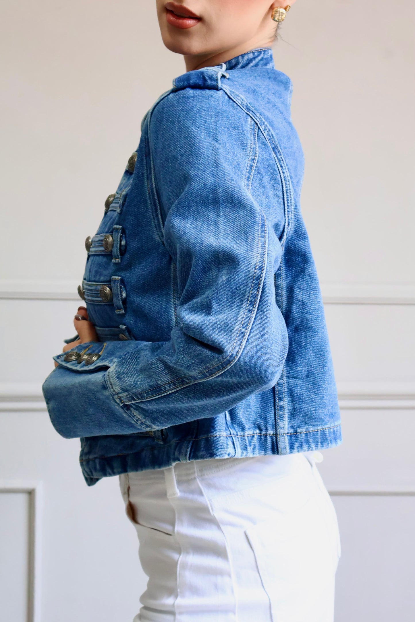 CHAQUETA DENIM ESTILO MILITAR