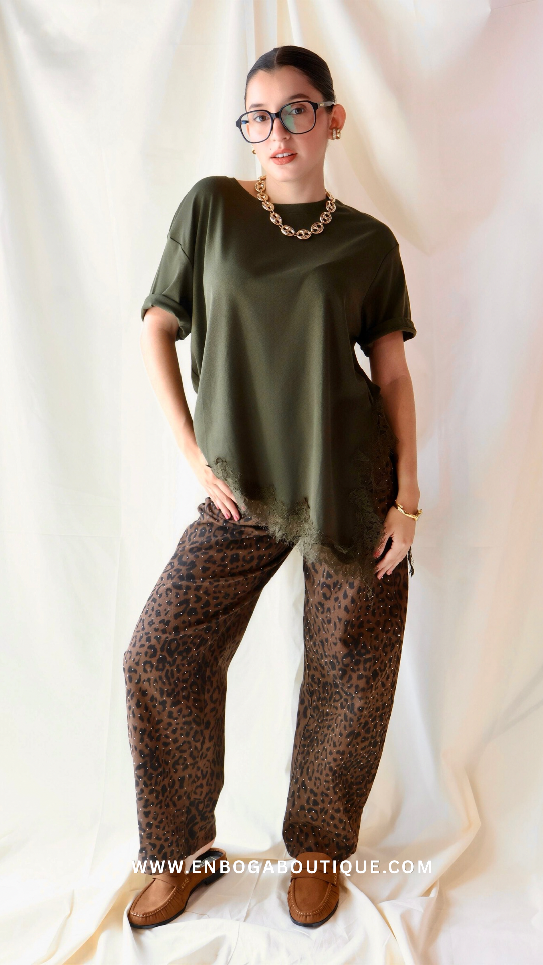 BLUSA CON ENCAJE