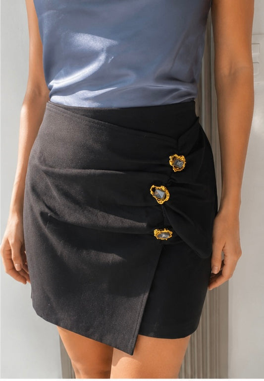 FALDA NEGRA DRAPED BOTONES JOYA