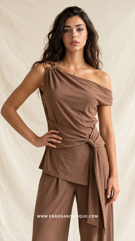 BLUSA ASIMÉTRICA MOCHA