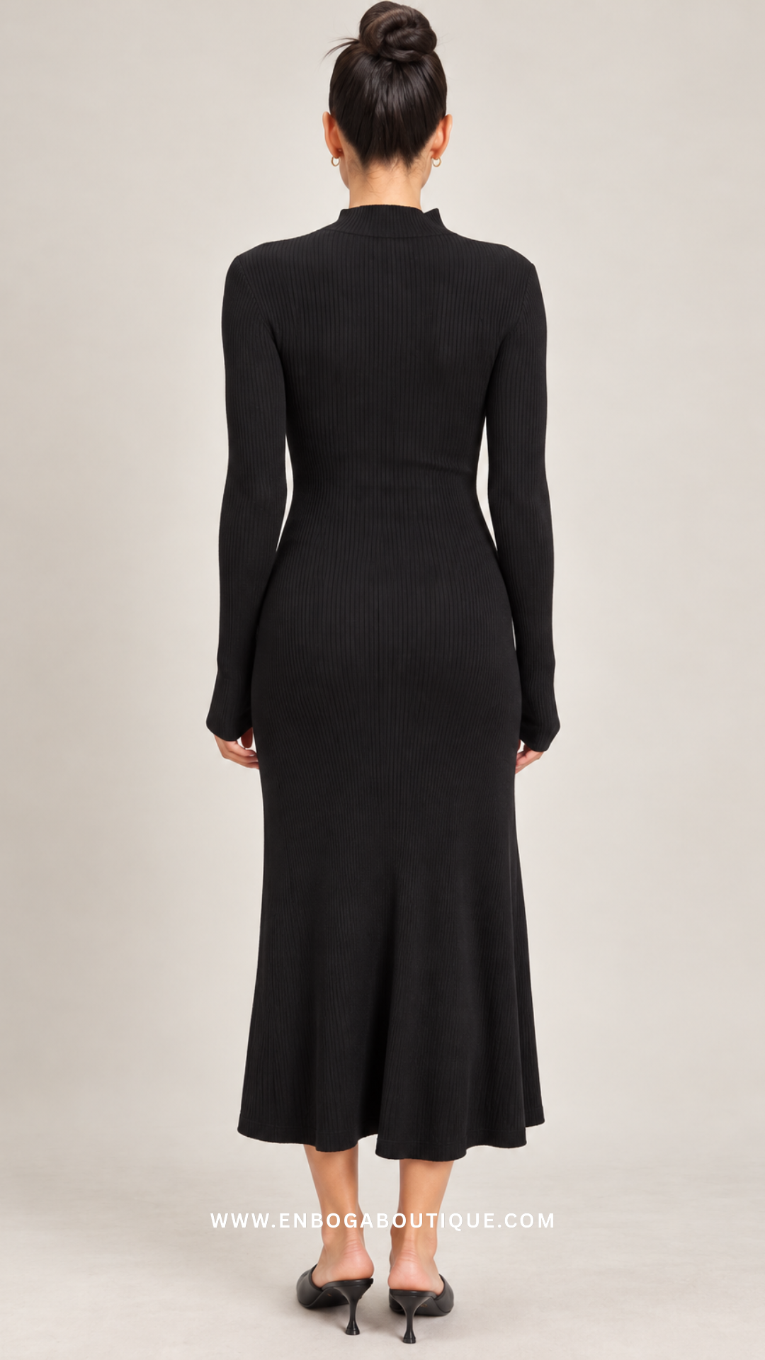 VESTIDO MIDI NEGRO DE PUNTO