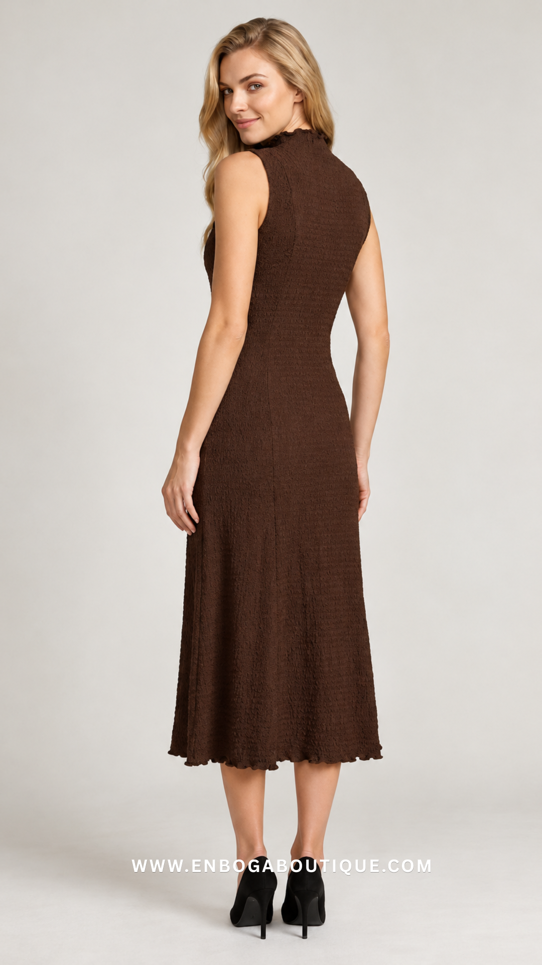 VESTIDO MIDI CHOCOLATE