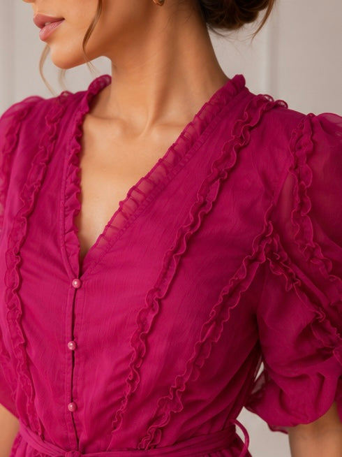 VESTIDO CORTO FUCSIA CON OLANES