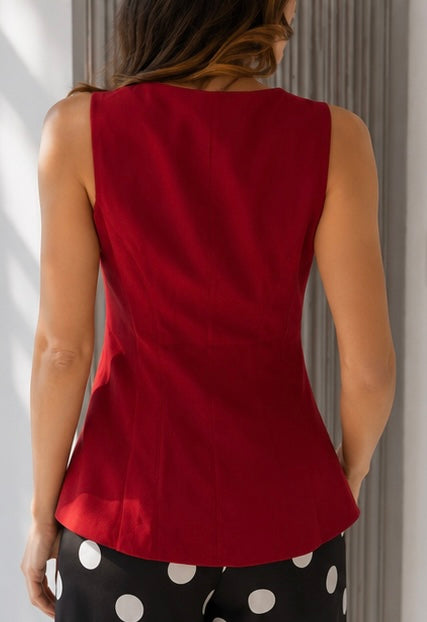 BLUSA ROJA TIPO CHALECO CON BOTONES DORADOS