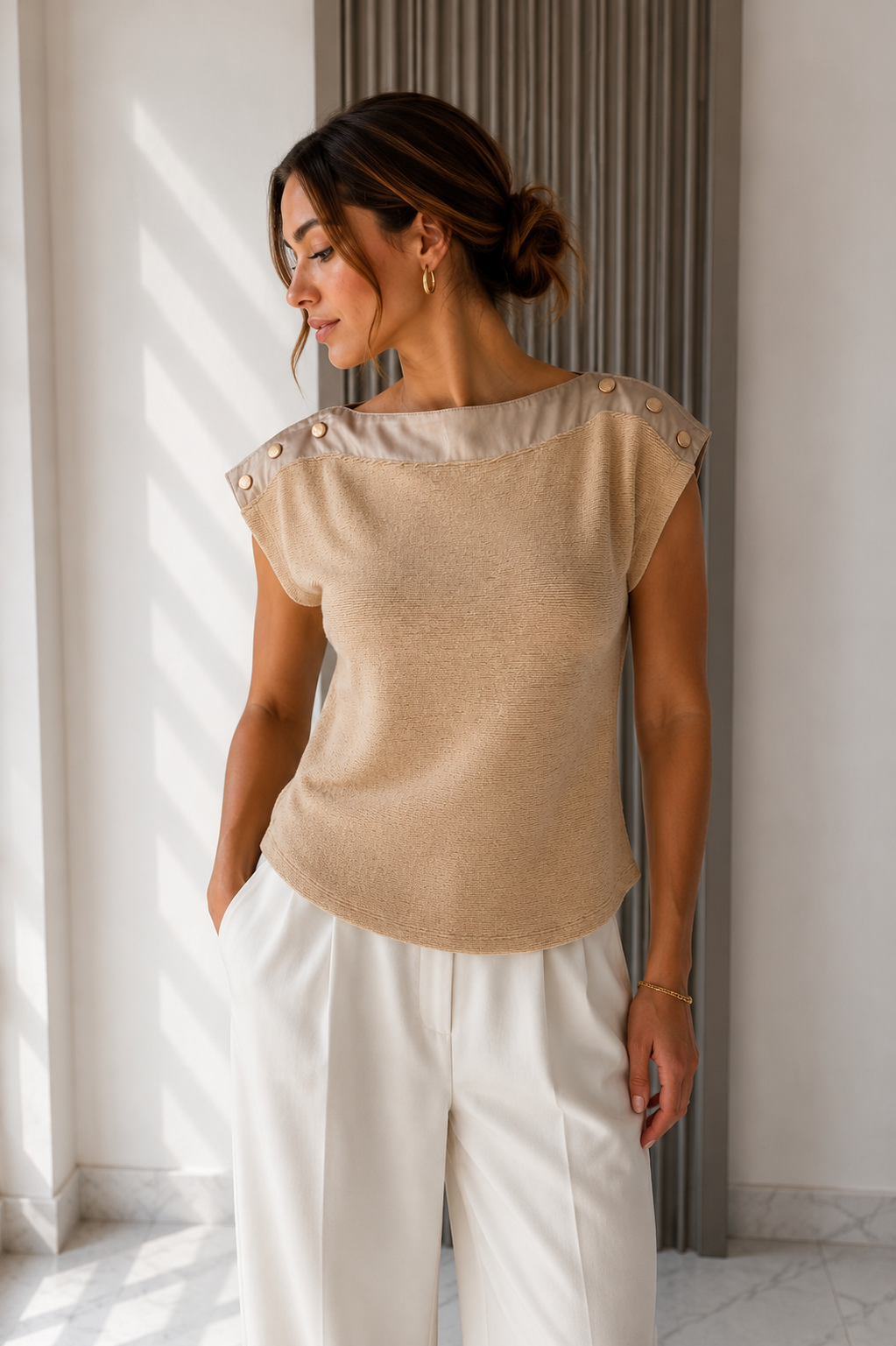 BLUSA TEXTURIZADA BOTONES GOLD DETAIL