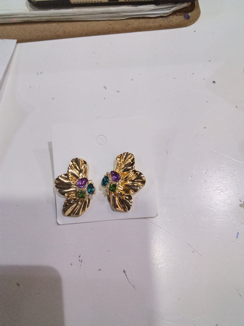 Arete corto media flor