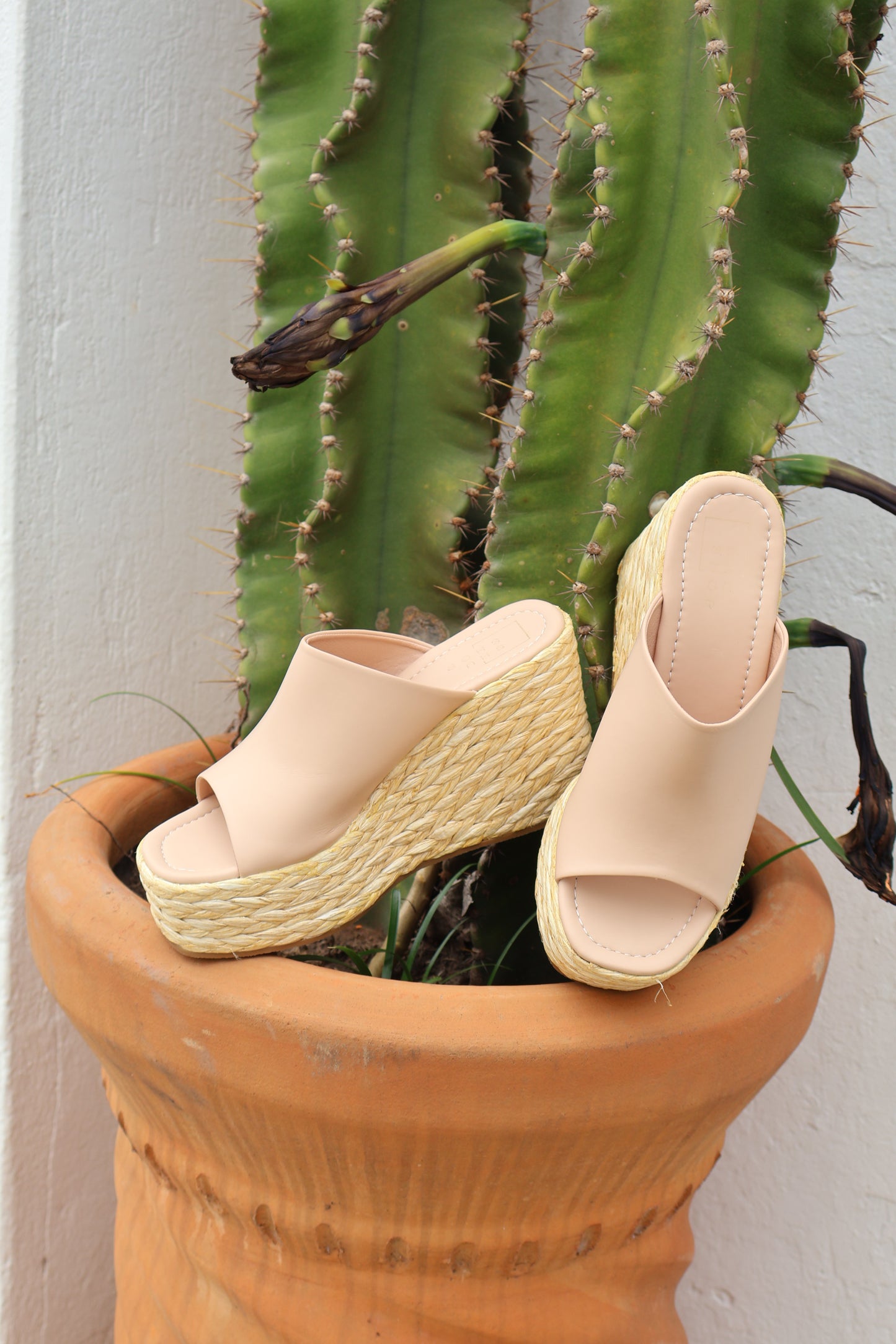 PLATAFORMA NUDE ESTILO YUTE