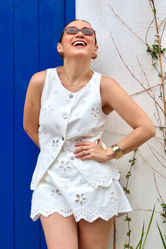 BLUSA BORDADA FLORAL WHITE ROMANCE