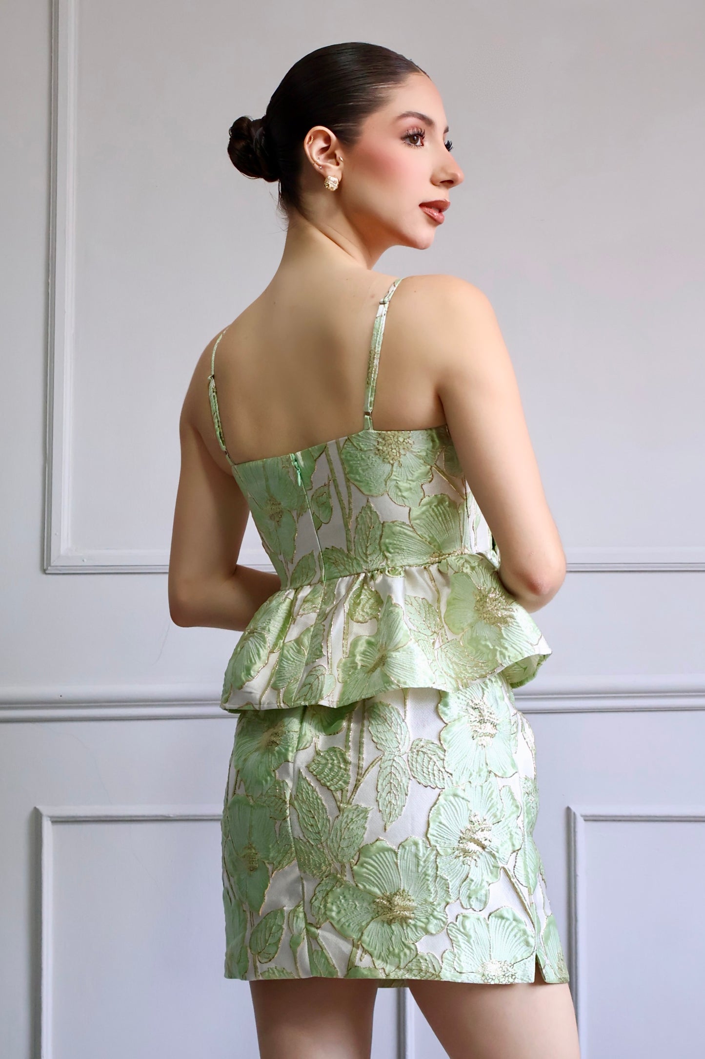 TOP ESTRUCTURADO FLORAL SAGE LUXE