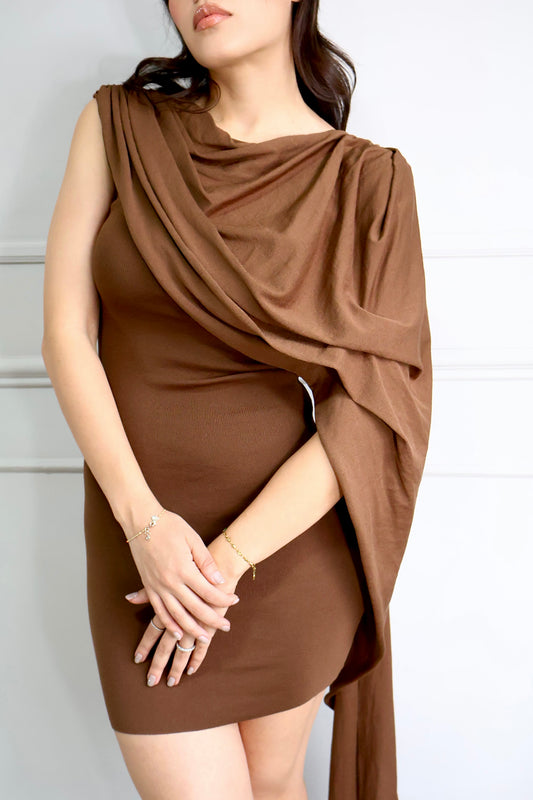 VESTIDO DRAPED MINIMAL MOCHA ELEGANCE