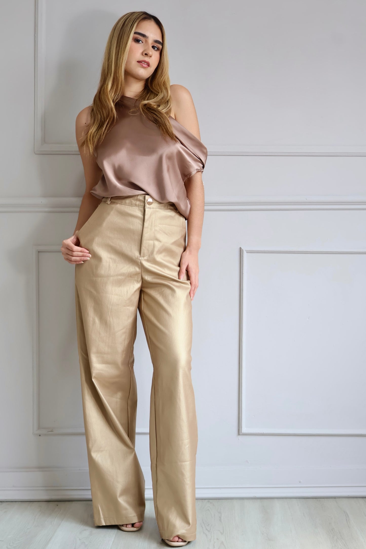 PANTALÓN VINIPIEL RECTO