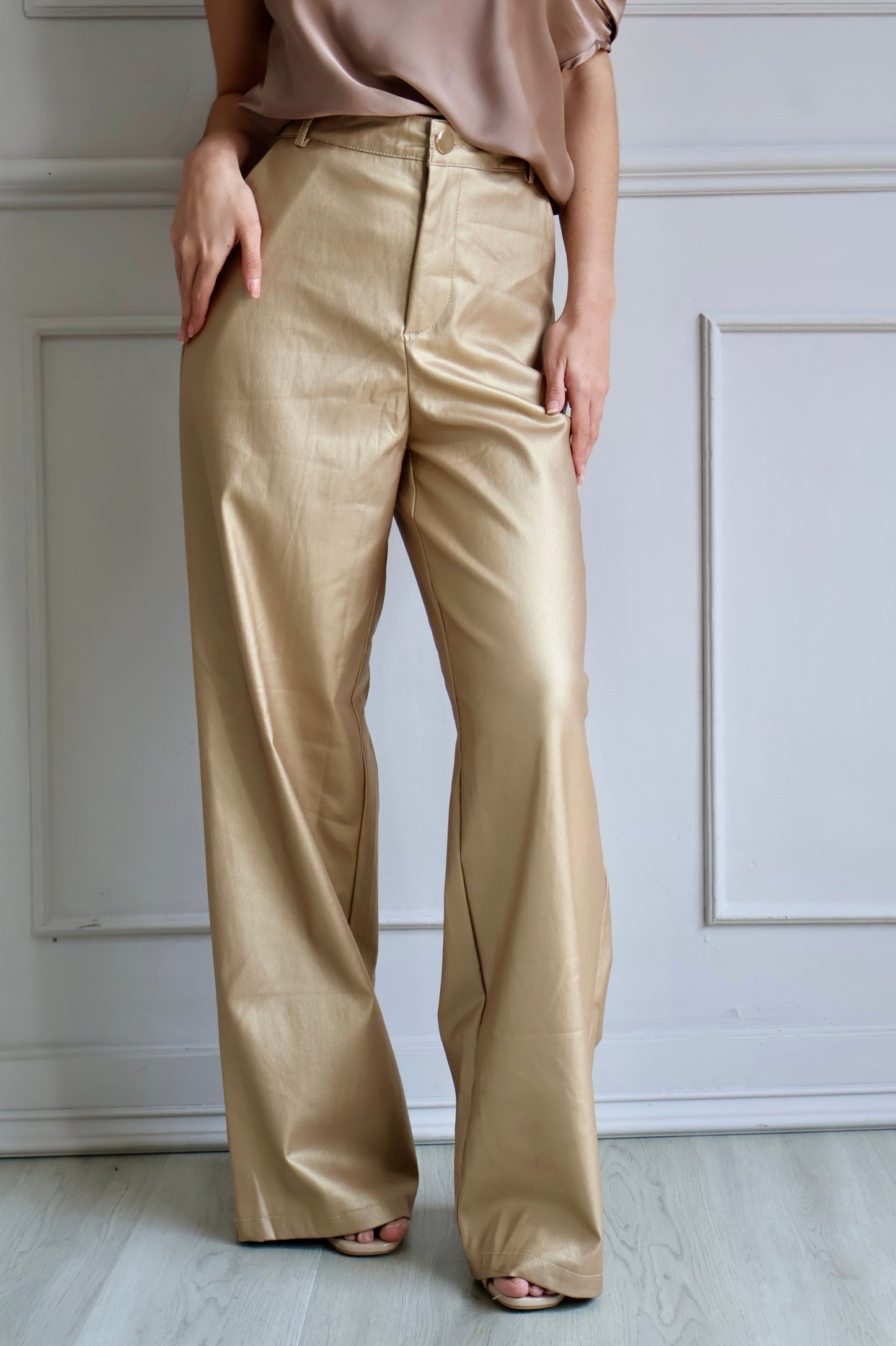 PANTALÓN VINIPIEL RECTO